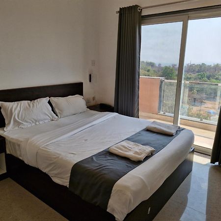 Hotel Rsa Residency Pernem Luaran gambar