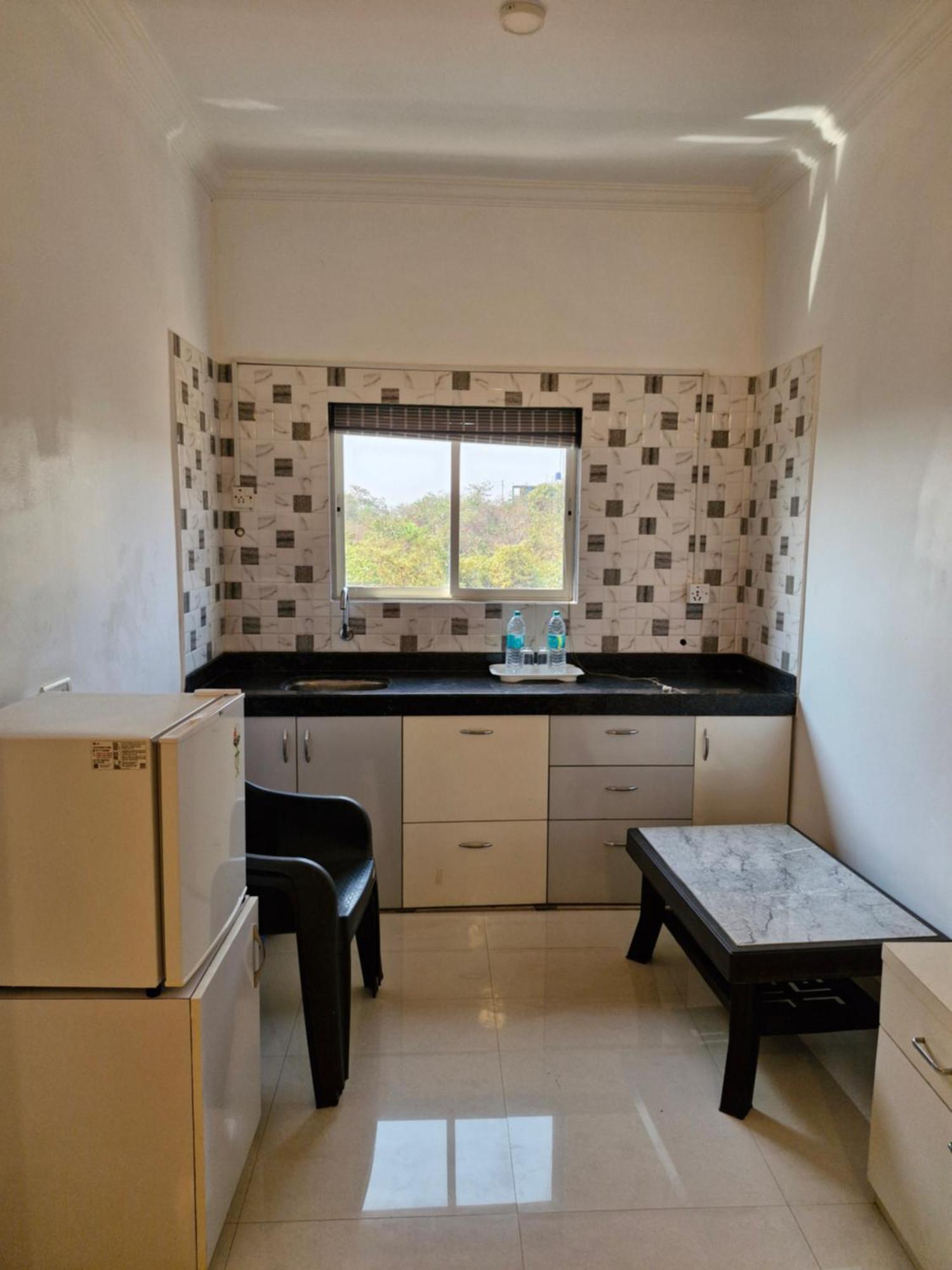 Hotel Rsa Residency Pernem Luaran gambar