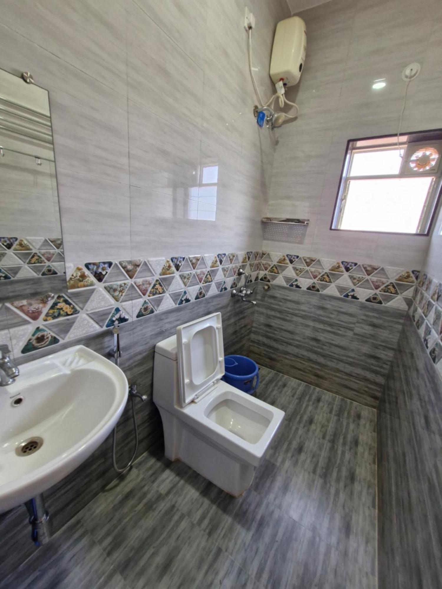 Hotel Rsa Residency Pernem Luaran gambar